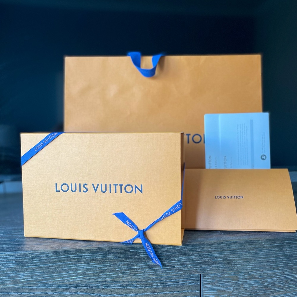 💙💛Louis Vuitton Storage Box Set💛💙 - Picture 7 of 16